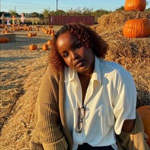 Meet your Posher, Ikram